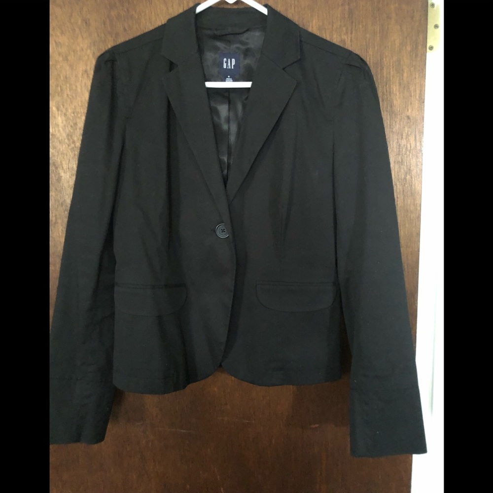 Gap size 8 single button blazer in black